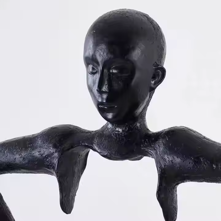 The Keeper – Sculptural Light Vessel